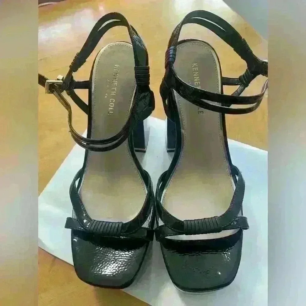 Kenneth Cole - Dahlia Block Heel Platforms / Size 9.5